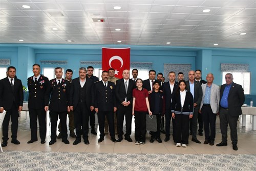 📌İlçe Kaymakamımız Sn. Hasan TAŞ,  Polis Haftası dolayısı ile İlçe Emniyet Müdürlüğü tarafından düzenlenen resepsiyona katıldı.