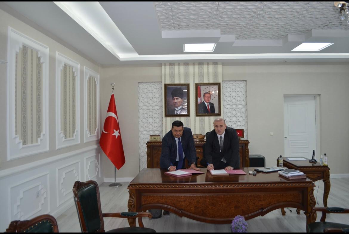 📌Kaymakamımız Sn. Hasan TAŞ, Cumhuriyet Başsavcımız Sn. Mehmet Emin ÇIPLAK ile İş Birliği Protokolü imzaladılar.